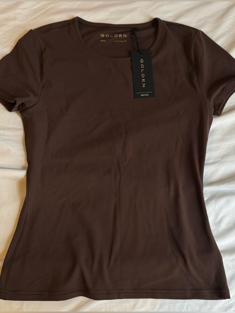 Aritzia Golden BUTTER Essential T-Shirt in Rich Mocha Brown